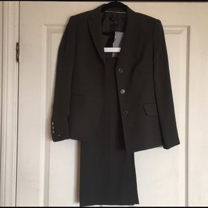 ANNE KLEIN PANTSUIT